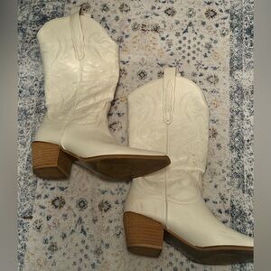 Women's White Western Boots